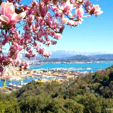 Casa Tartaruga Villa La Spezia Bagian luar foto