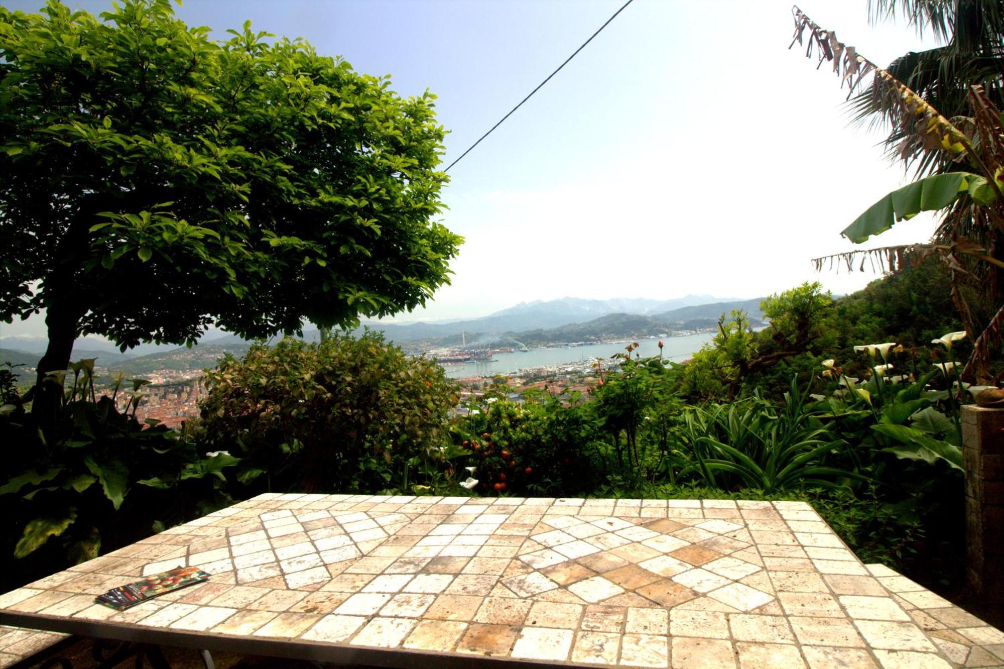Casa Tartaruga Villa La Spezia Bagian luar foto